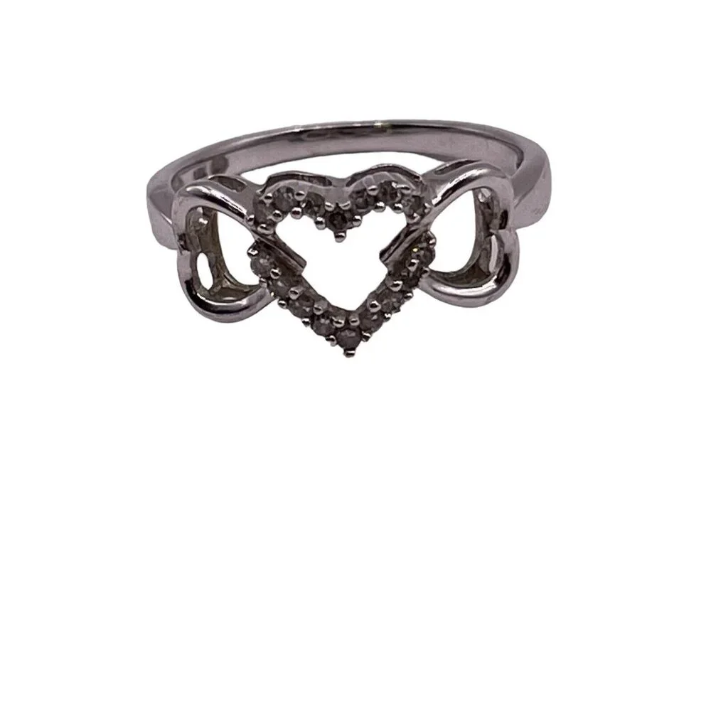 Diamond Linked Heart Promise Ring 10k‎ White Gold Size 6.5 Past Present Future